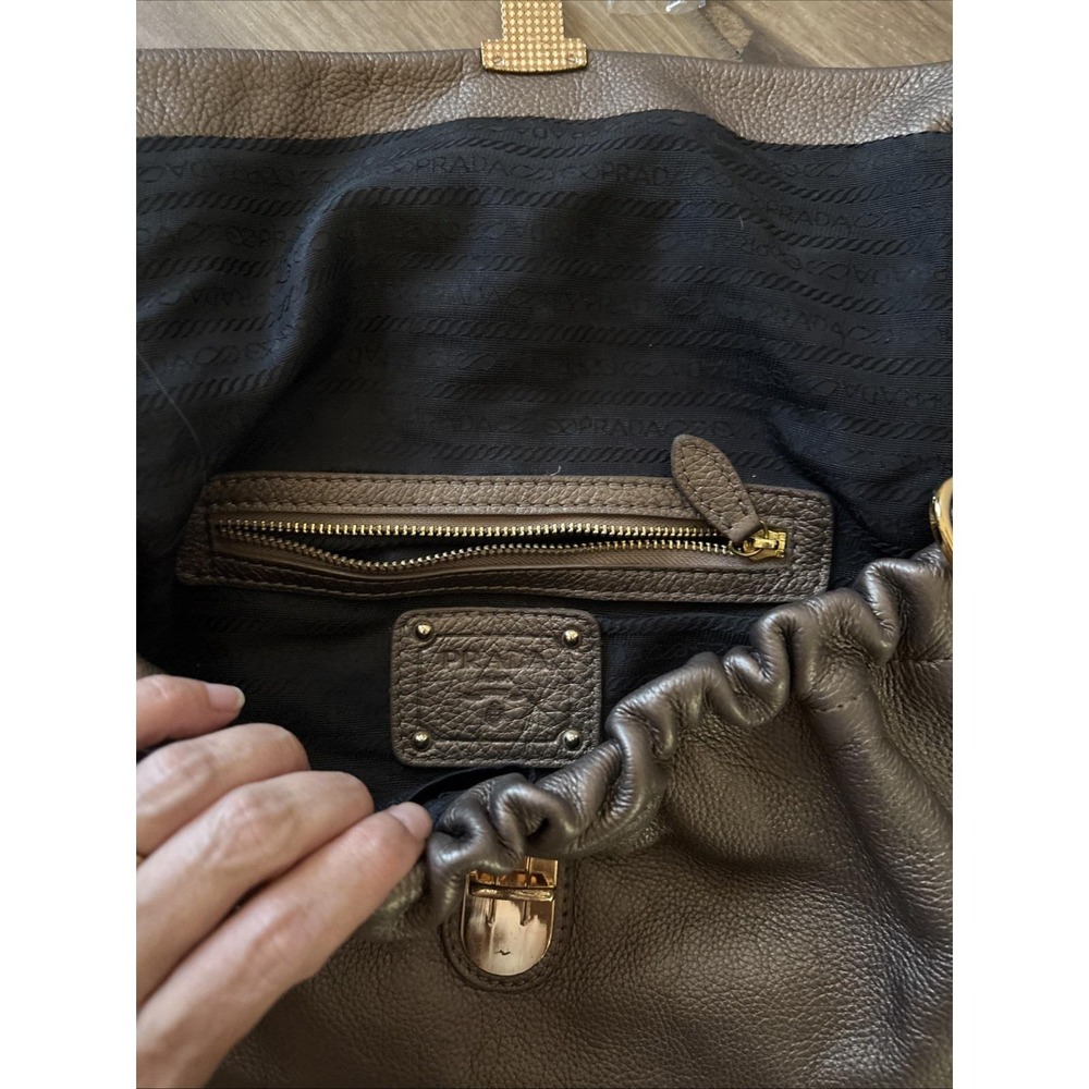 Vintage Prada Vitello Shine Copper Leather Studded Shoulder Bag Italy Gold HW - Picture 7 of 16